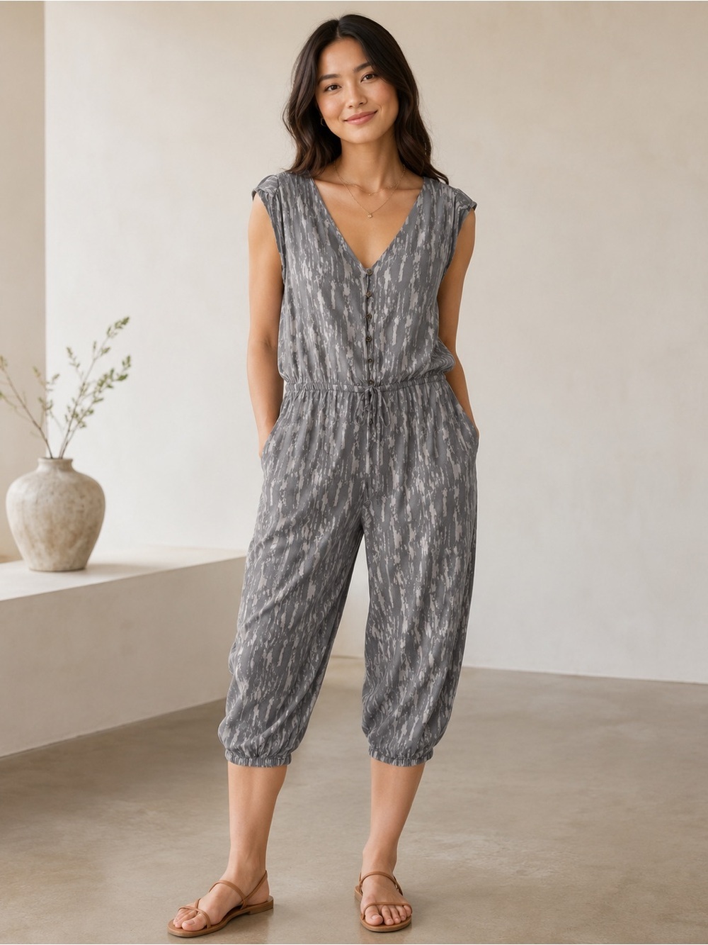 Inked & Faded flowy lightweight jumpsuit, capri length, pockets, grey, size S